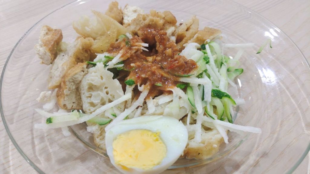 Rojak A Malay Delicacy