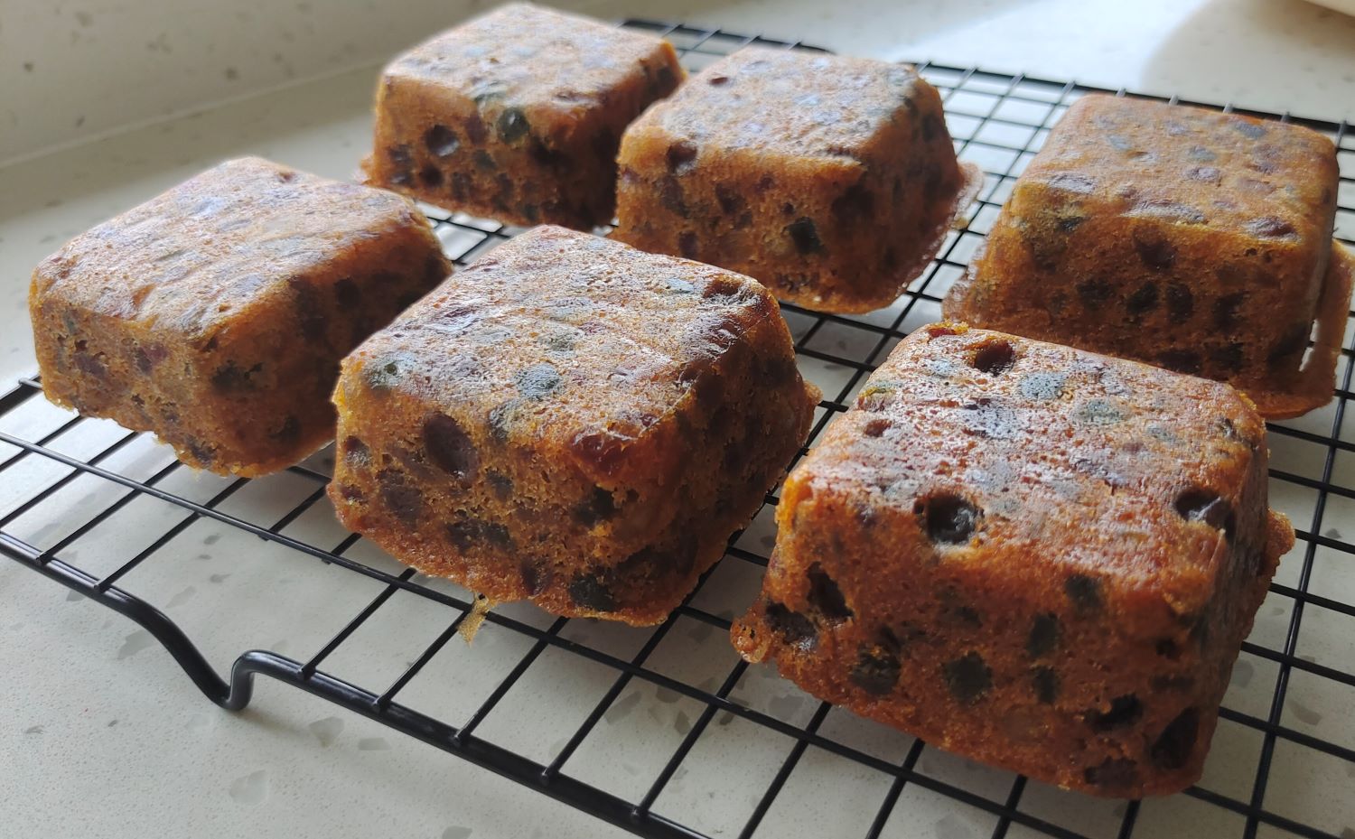 Mini Fruit Cake by COCAKERY