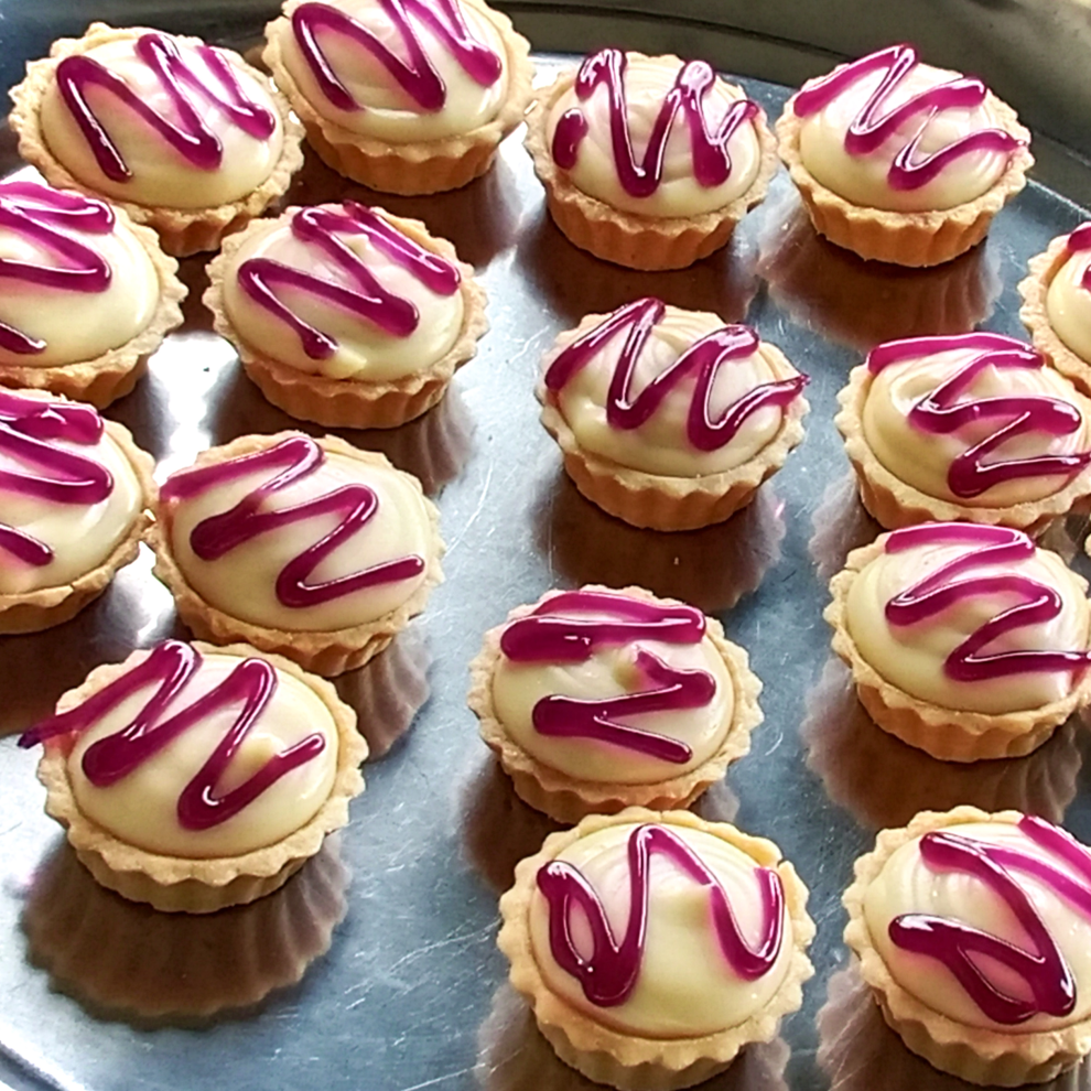 Cheese Tart with Blueberry Filling and Deco