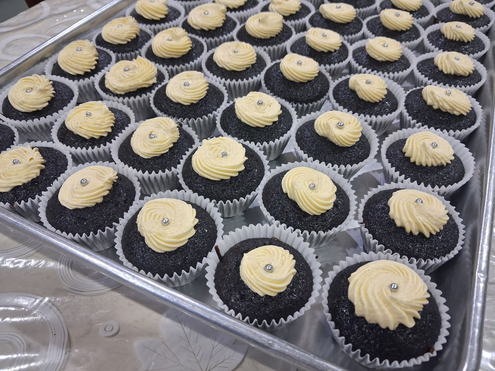 Chocolate Cupcake from COCAKERY