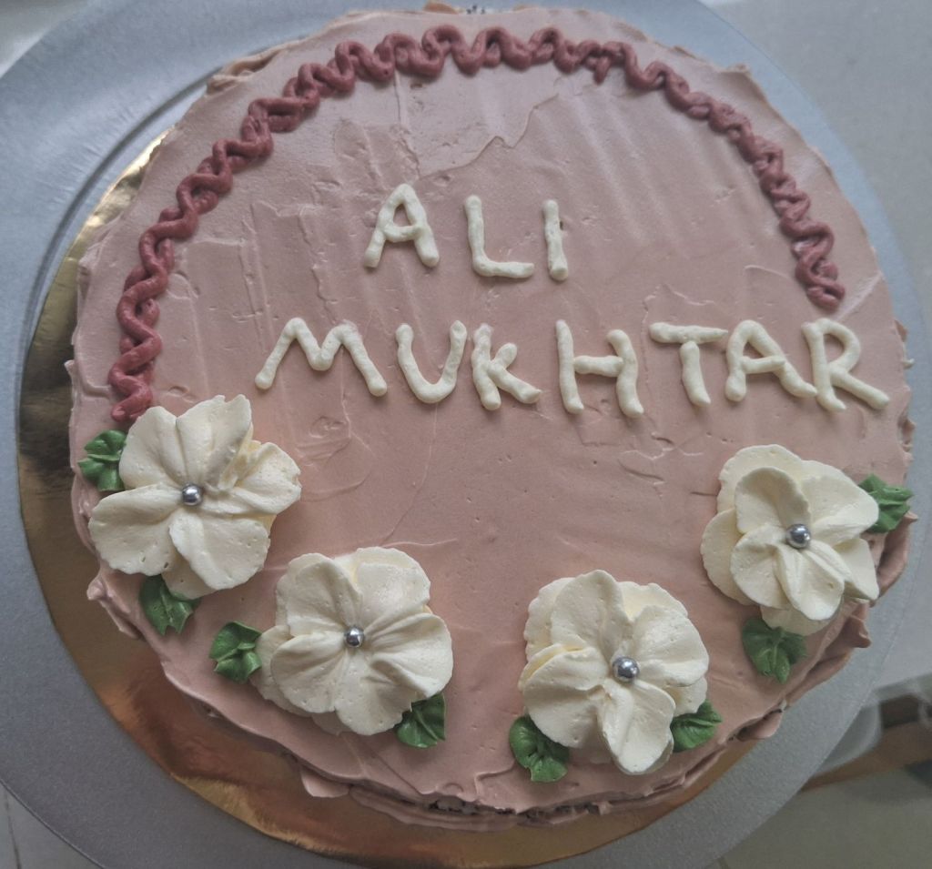 Flower Basket Cake with 7-inch size