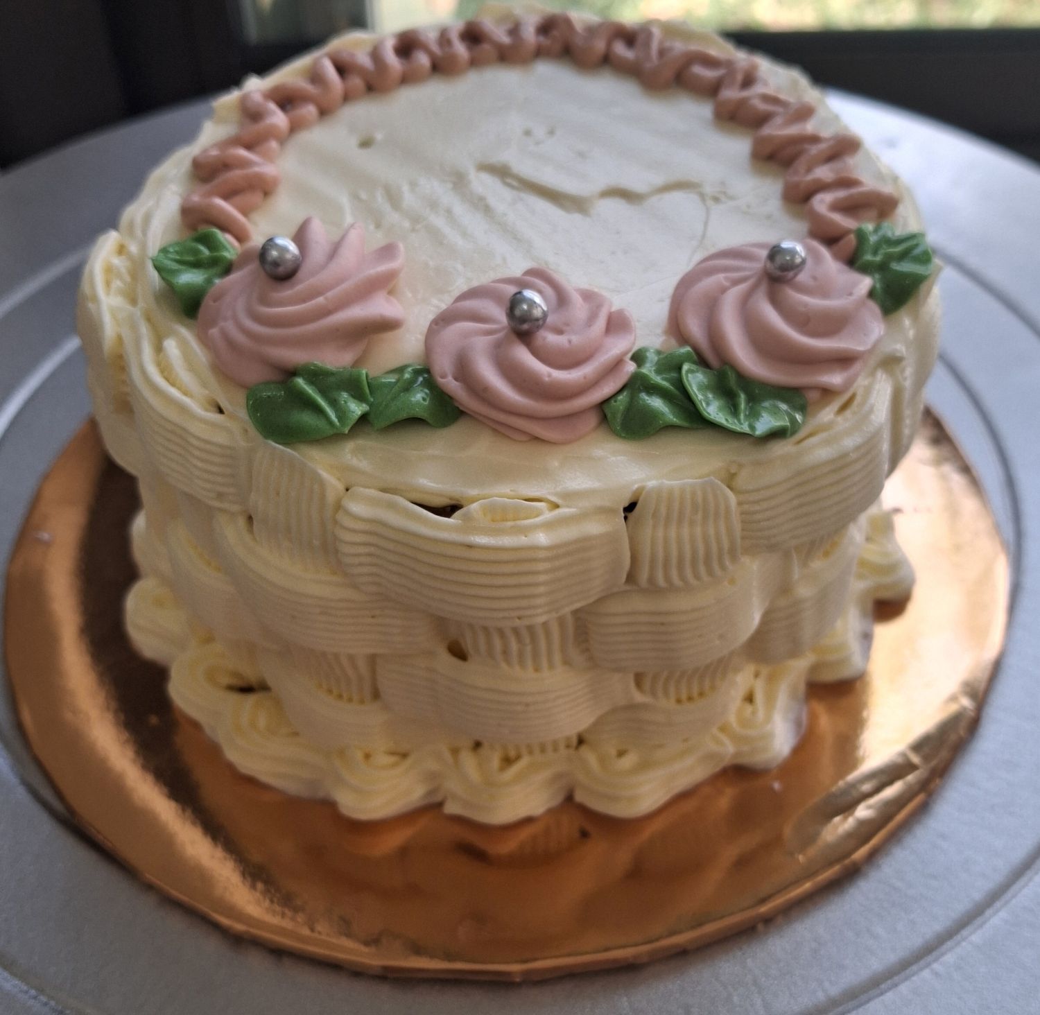 Mini Flower Basket Cake by COCAKERY