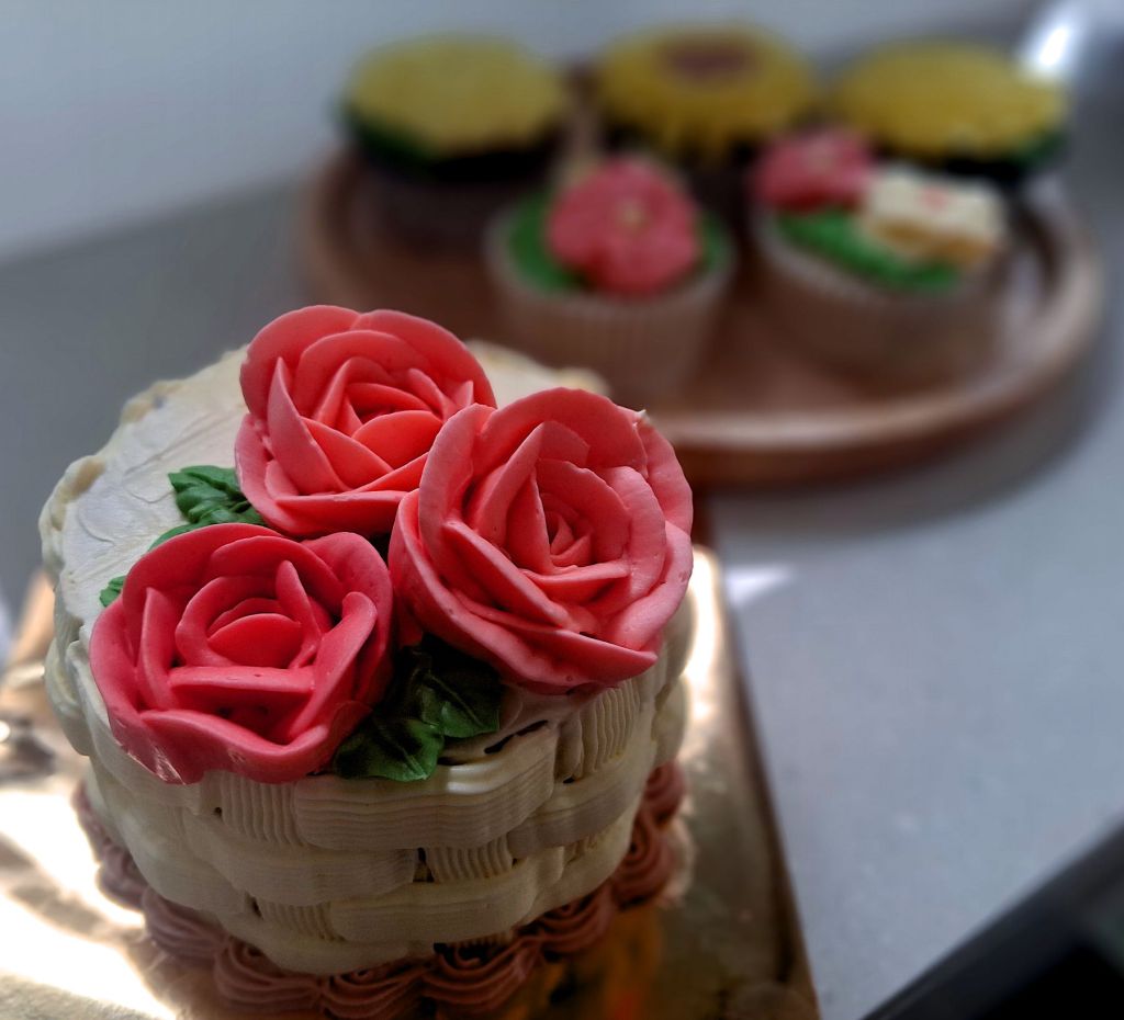 Mini Flower Basket Cake by COCAKERY in Selayang