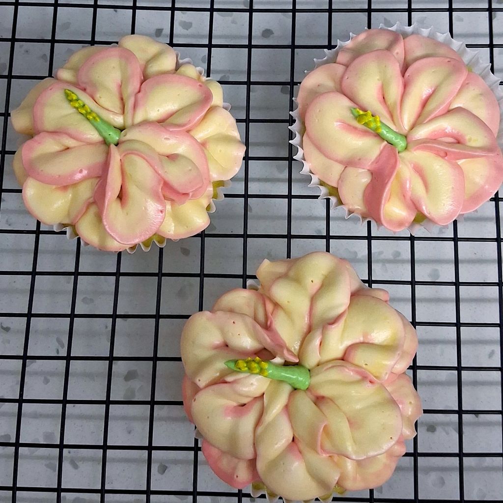Bunga Raya Pandan Cupcake by COCAKERY in Selayang